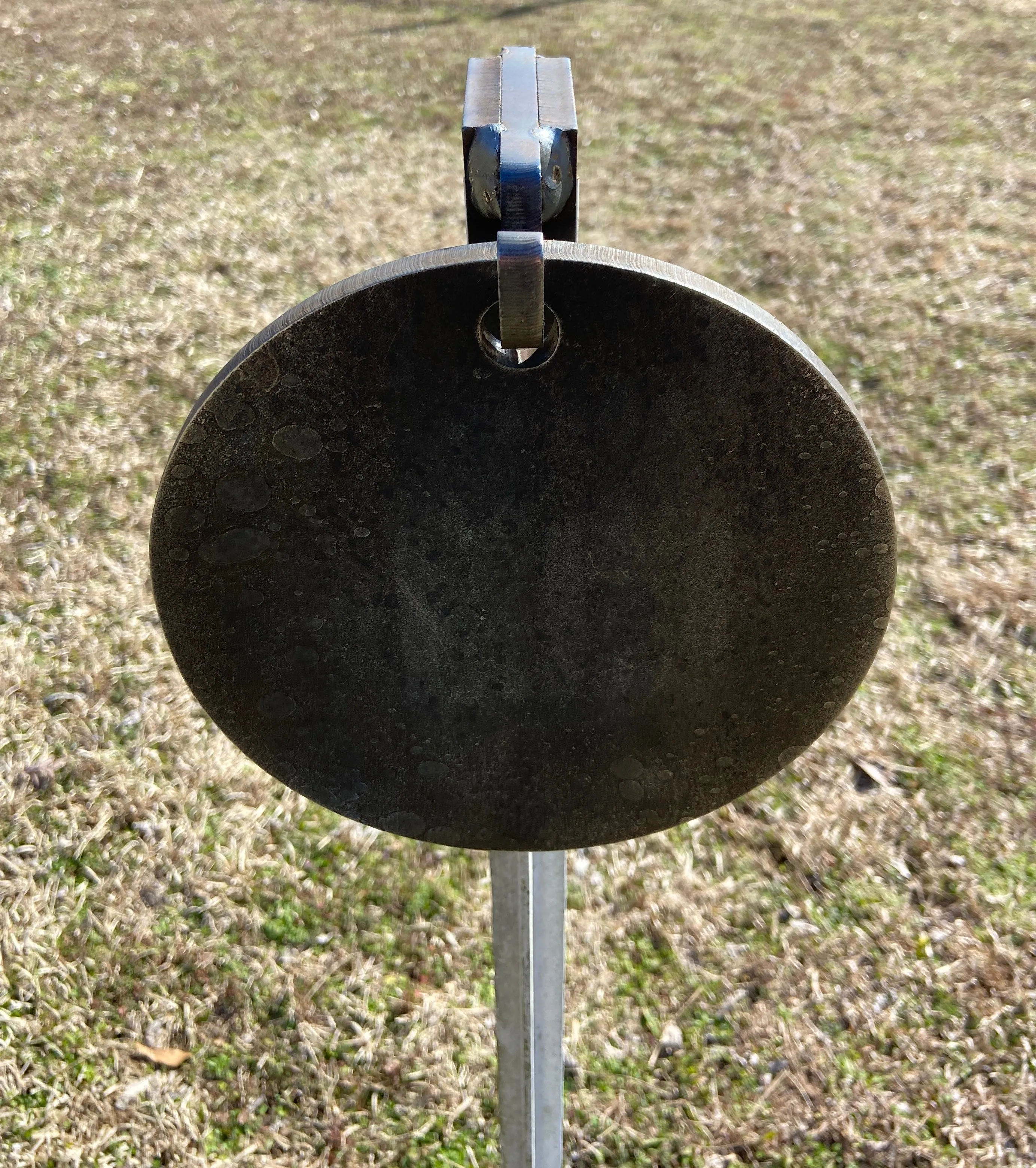 Magnum Target 8" Round Gong Steel Shooting Target 3/8" AR500 Range Target w/ T-Post Hook - H81TPH1AR500