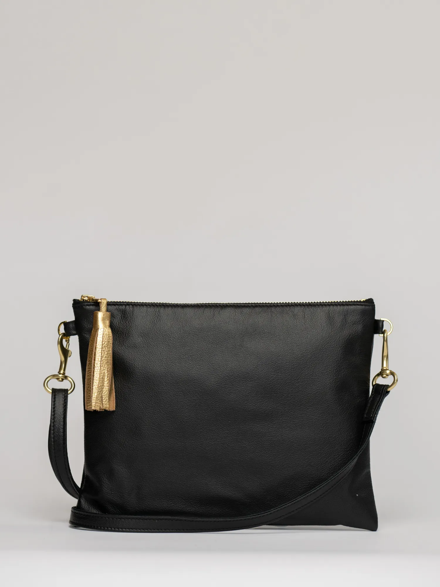 The Sconset Clutch   Crossbody Bag | Black